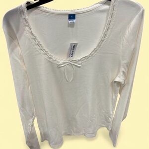 Old Navy Cream Long-Sleeve Lace-Trim Scoop Tee